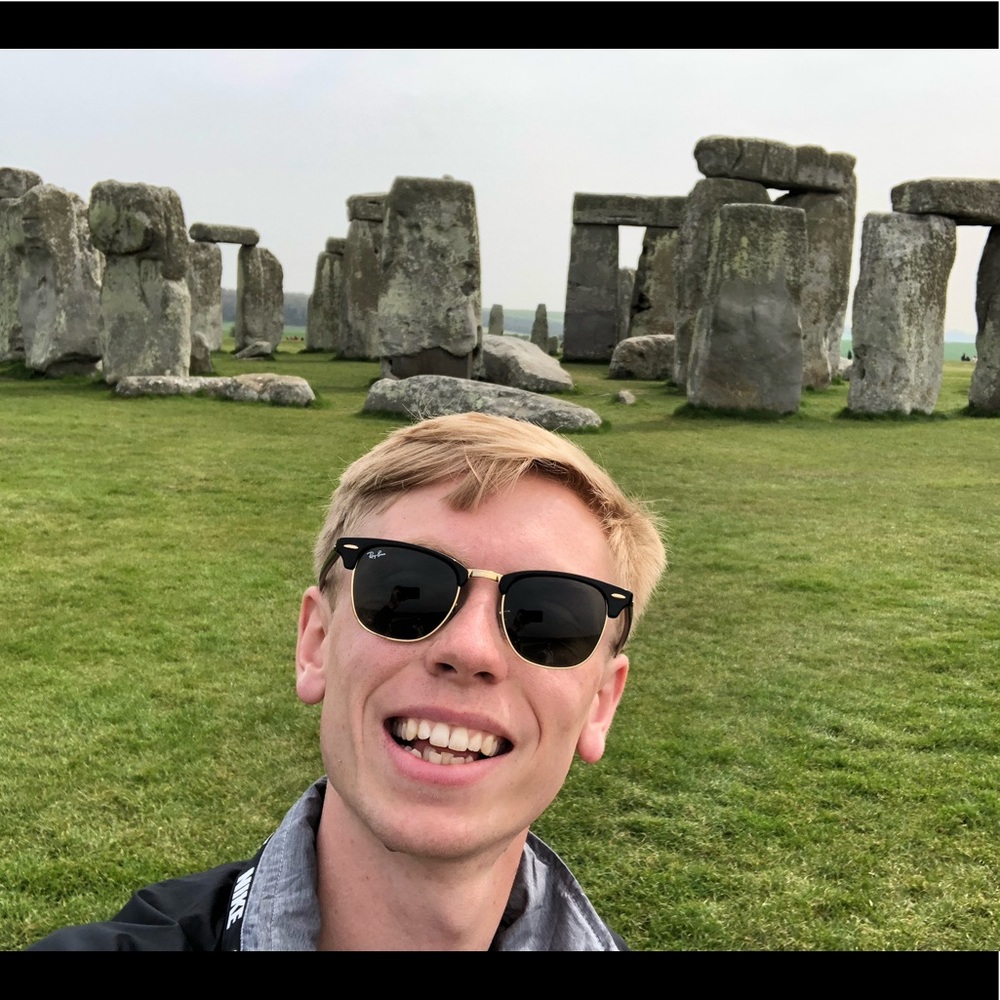 Meet your Posher, Evan